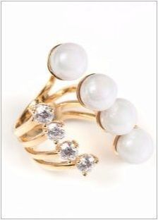 Бижута: стилни женски пръстени