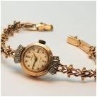 Дамски златен часовник със златна гривна