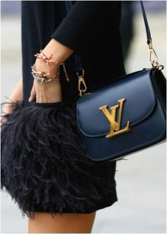 Yves Saint Laurent чанти