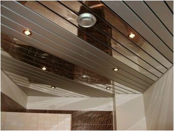 Огледален таван в банята: плюсове и минуси, опции за дизайн
