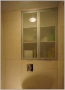 Прозорец между банята и кухнята: защо е необходимо в & # 171 + хрушчов & # 187 + и как да го направите?