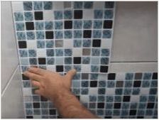 Стикери в банята за плочки: Преглед на преглед и дизайн
