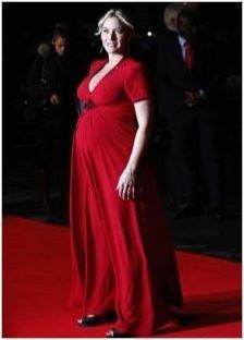 Дълги рокли в пода за бременни жени