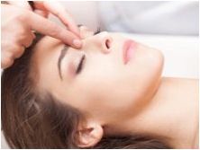 Класическа техника за масаж на лицето