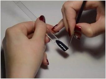 Дизайн на ноктите на влажен гел лак
