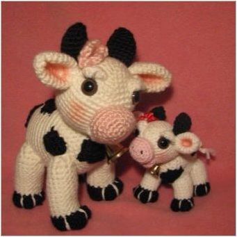Как да си направим крава в машината Amigurumi Crochet?