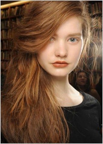 Червено-блондинка Цвят на косата: Кой е подходящ и как да го постигнем?