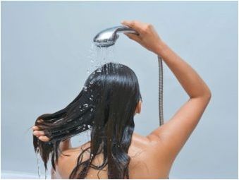 Овлажняващи шампоани на косата: рейтингът на най-добрите и правилата на подбора