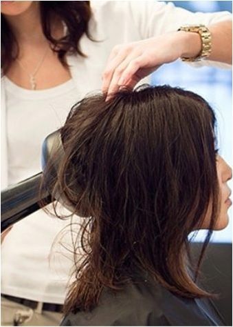 Подстригване Shinga за средна коса: функции, подбор и съвети за полагане