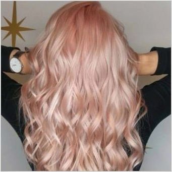 Розови бои за коса: видове и фиси на оцветяване
