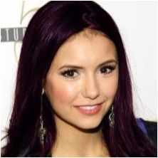 Тъмно пурпурна коса: нюанси и оцветяване