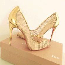 Златни обувки