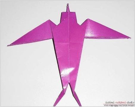 Асамблеята на оригами под формата на поглъщане