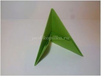 Идеи за създаване на оригами под формата на коледна елха