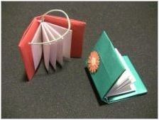 Как да добавите оригами под формата на тетрадка?