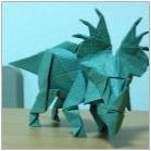 Как да сгънете динозавъра в техниката на оригами?