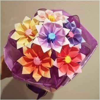 Създаване на букети в техниката на оригами
