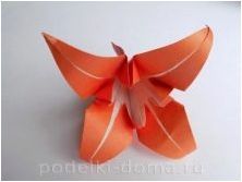 Създаване на оригами под формата на лилия