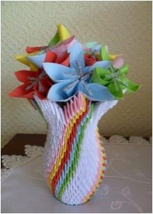 Създаване на ваза в техниката на модулен оригами