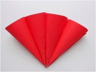Създаване на занаяти под формата на хартиен чадър