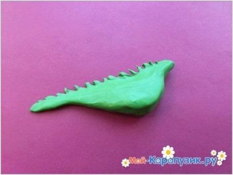 Как да си направим дракон от пластилин?