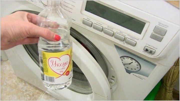 Как да почистите пералната машина от оцет?