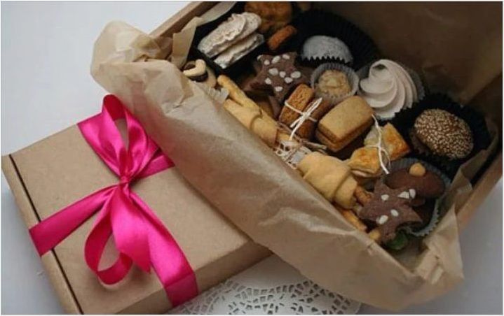 Как да опаковате сладкиши като подарък?