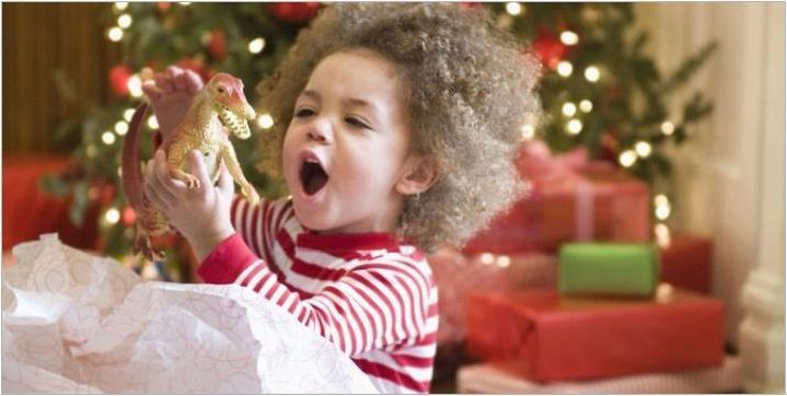 Какво да давате на децата за Коледа?