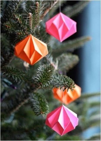 Всичко за оригами за новата година