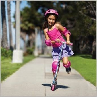 Двуколесни скутери за деца от 5 години: Какво се случва как да изберете?