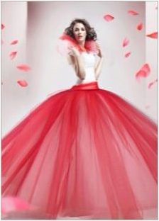 Червена сватбена рокля - за най-ярките булки