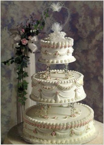 Как да изберем торта на сребърна сватба?