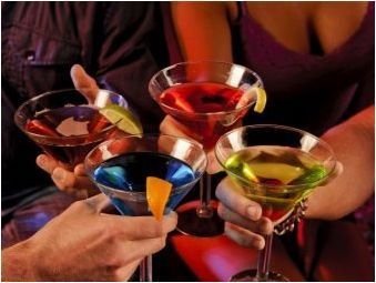 Съвети за изчисляване на количеството алкохол и безалкохолни напитки за сватбата