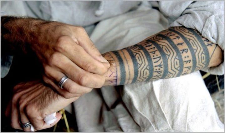 Каква е татуировката под формата на руни и какво означават?