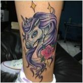 Всичко за татуировка & # 171 + Unicorn & # 187 +