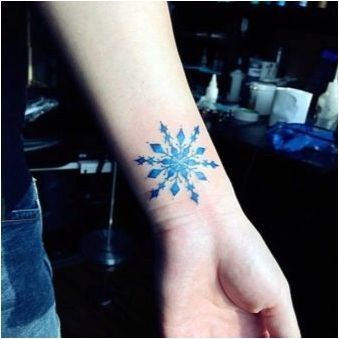 Всичко за татуировка със снежинки