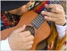 Как да играем бюст в укулеле?