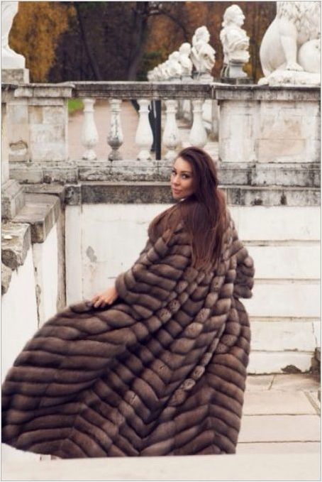 Дълги кожени палта