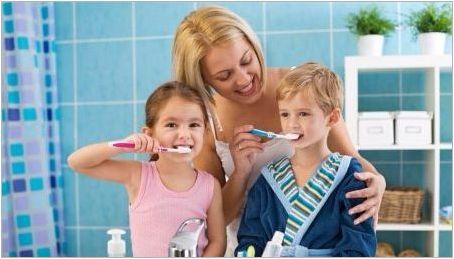 Как да почиствам зъбите на деца?