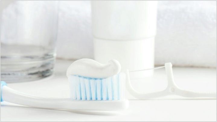 Miracle Tube: 7 полезни приложения паста за зъби за дома и красотата